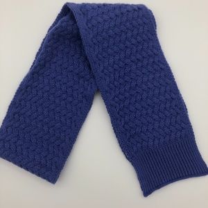 NEVER WORN kids scarf